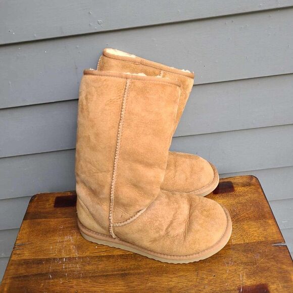 UGG Original Tan Suede Shearling Boot size 6 - Picture 7 of 8